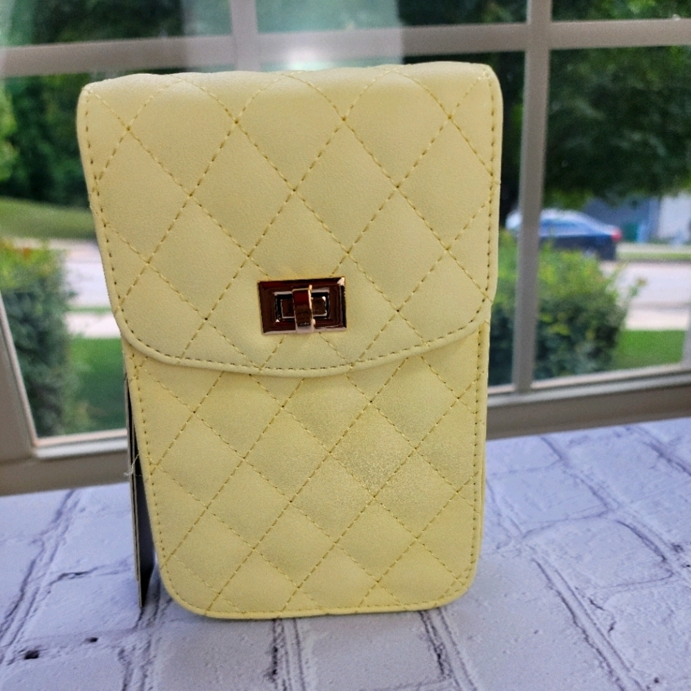ISABELLE  VEGAN Yellow‎ quilted crossbody purse